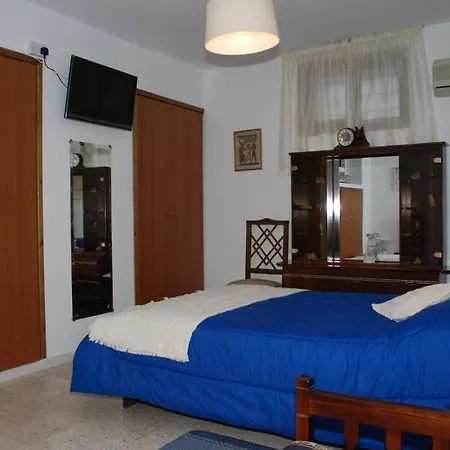 Апартаменты Kanarinis House Омодос