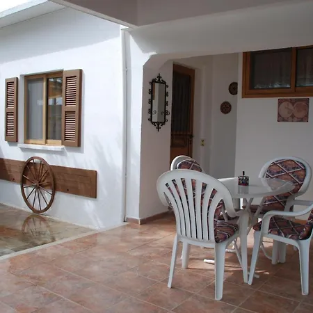 Kanarinis House * Омодос