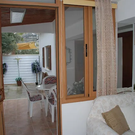 Kanarinis House Διαμέρισμα *