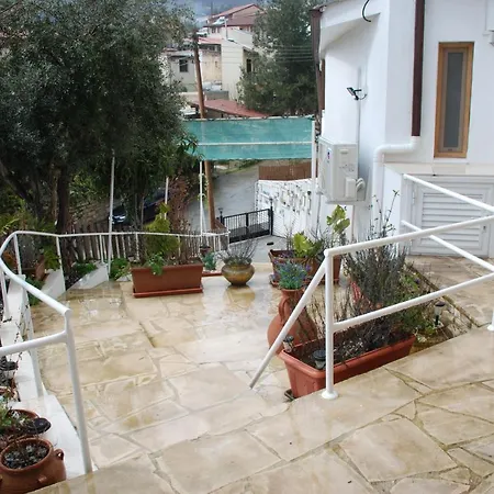 Kanarinis House Apartment Omodos