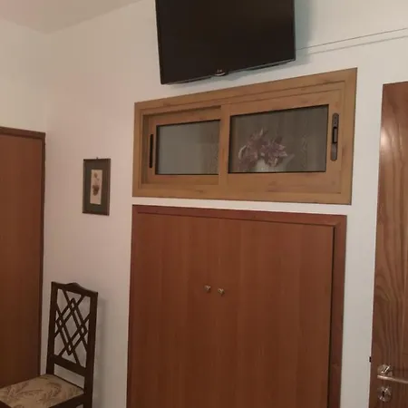Kanarinis Apartment